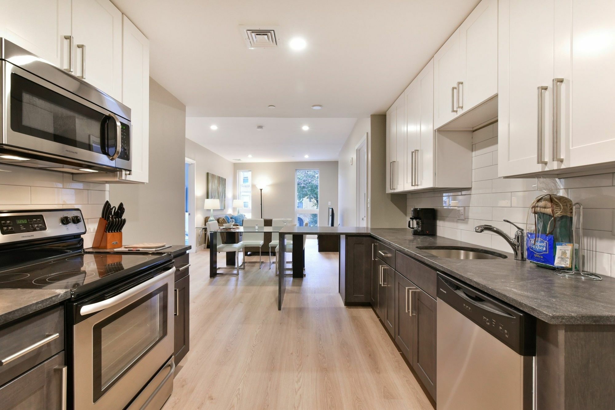 Global Luxury Suites At Longwood Brookline Kültér fotó
